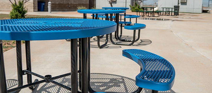 Commercial Outdoor Setting - Picnic Tables